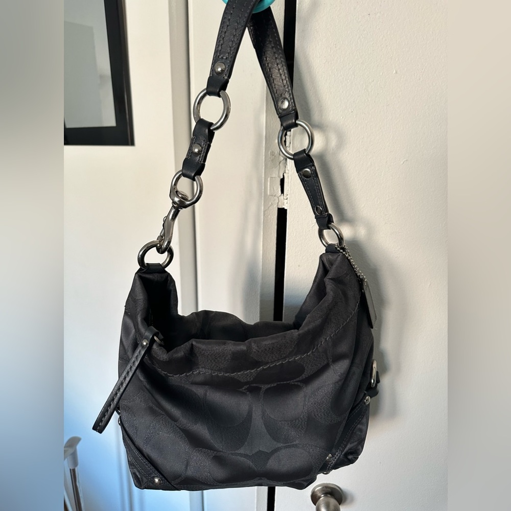 Vintage Coach Shoulder Bag (blue)